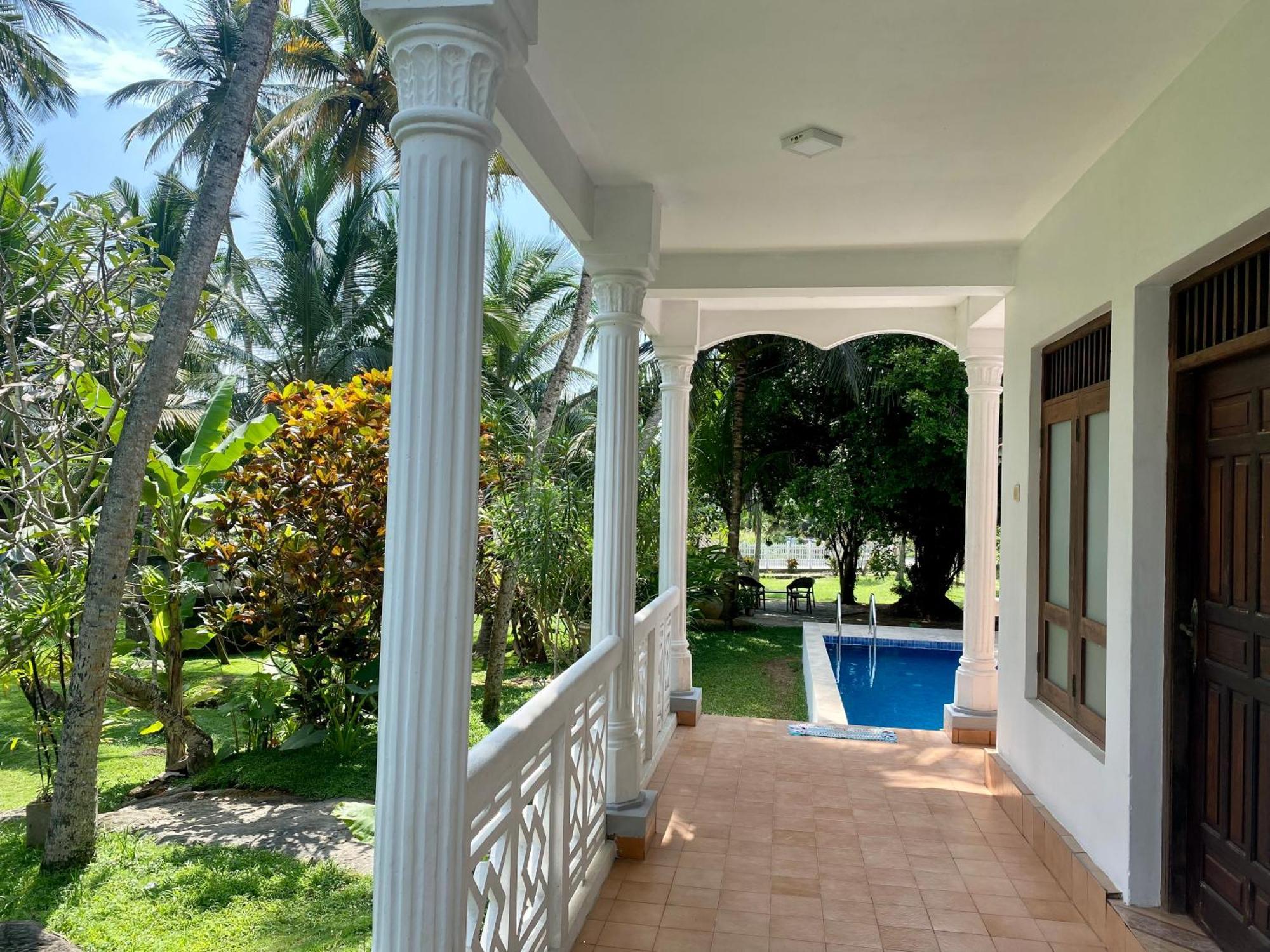 Villa Balapitiya Beach Exterior foto